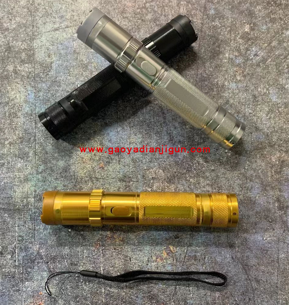 黑鹰910A防身电棒